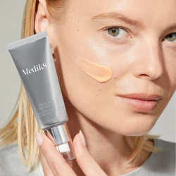 Medik8 Crystal Retinal 3
